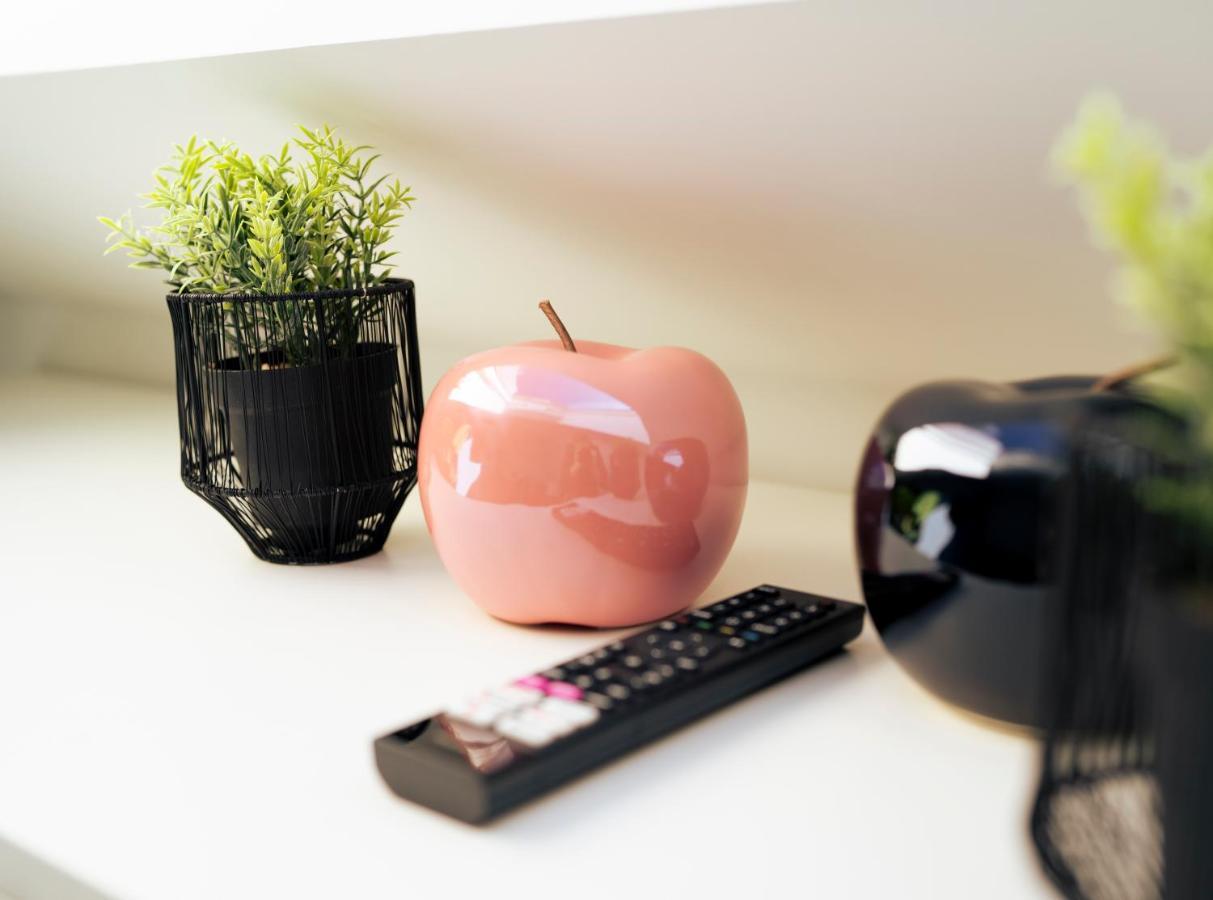 Noble Suite - Living & Work Place Gießen Buitenkant foto